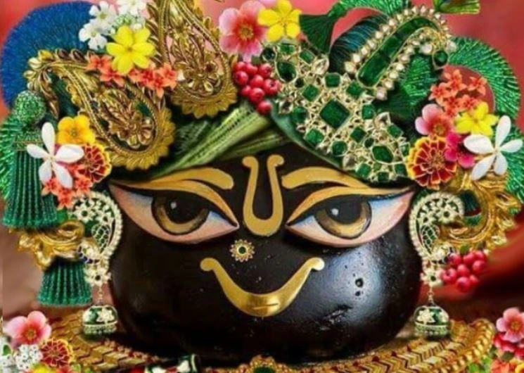 Shree Giriraj Dharyashtakam