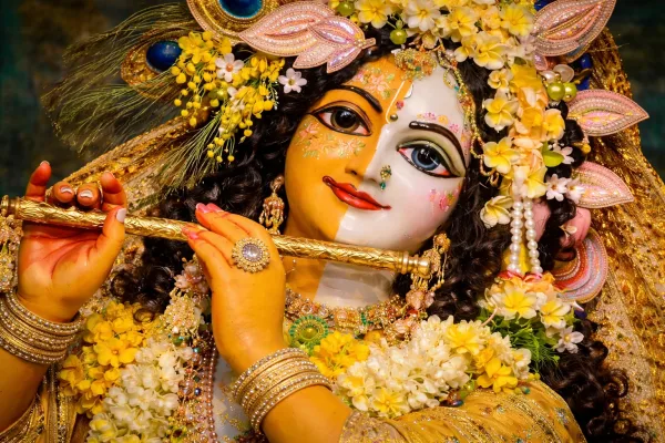 Man Bhool Mat Jaiyo Radha Rani Ke Charan