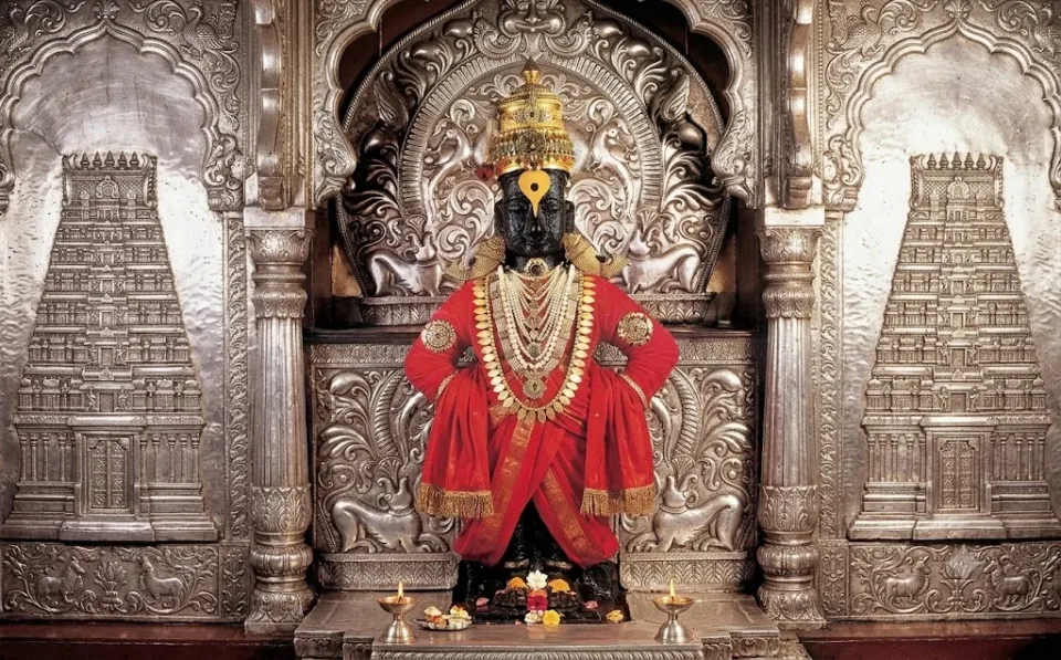 Pandhari Nivasa Sakhya Panduranga